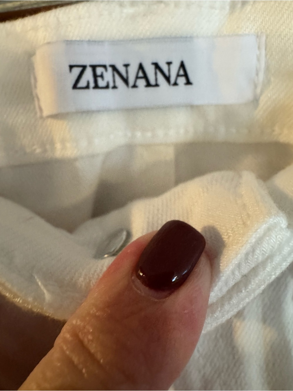 Zenana Outfitters Cream Wide-Leg High Rise Jeans. NWT. Size 28. - Picture 4 of 6